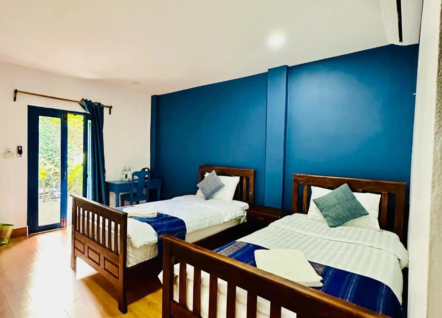 *** Hotel Zen Namkhan Riverside Luang Prabang Laos